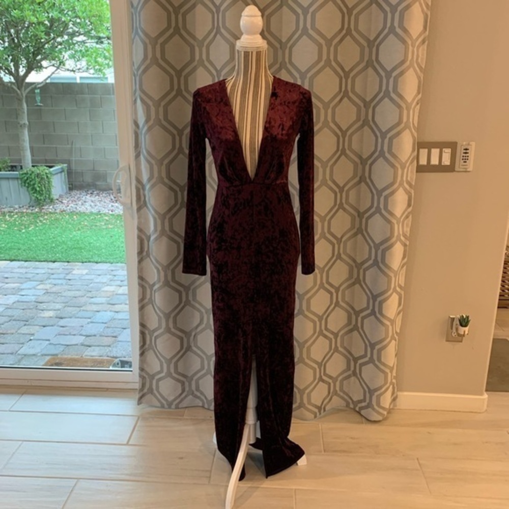 Exquisite Crushed Velvet Plunge Dress